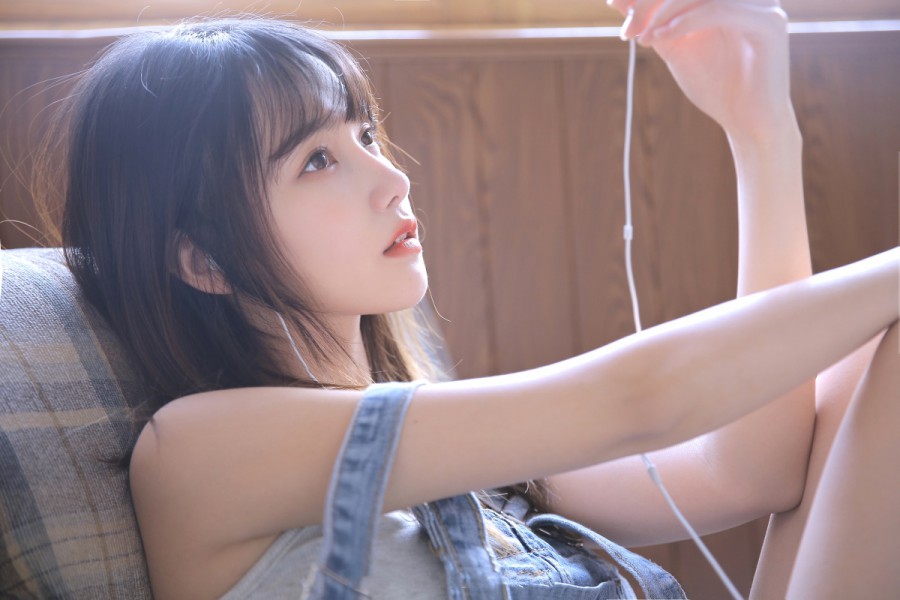 倪人芸头像